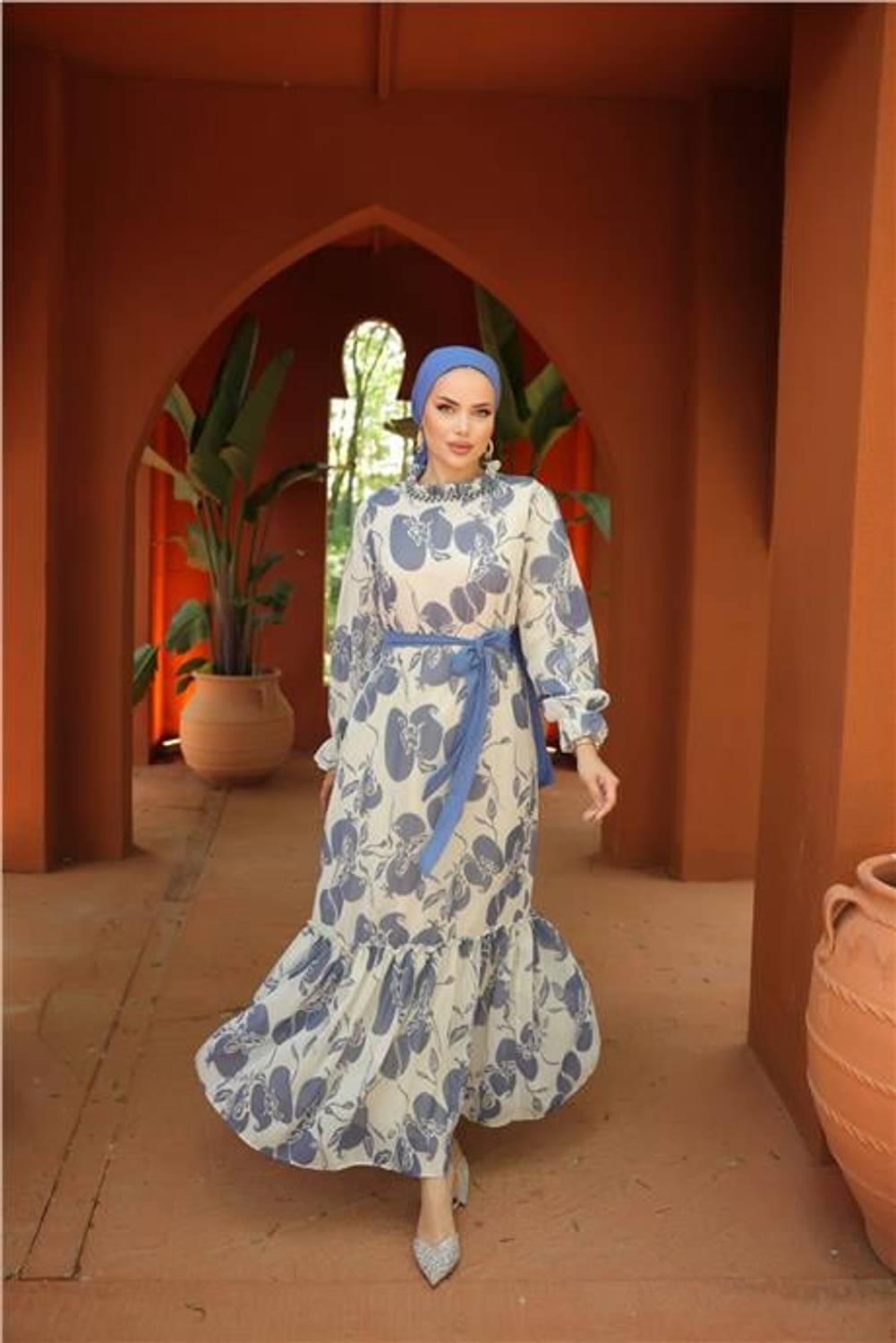 Довга шифонова сукня з бісером та зав'язками на талії, індиго, доступна розміри 38-46