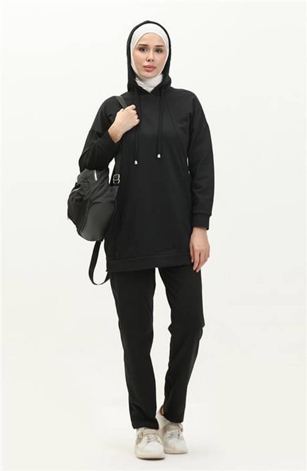 Kapşonlu O Yaka Sade Basic İkili Eşofman Spor Takımı - 03039.003 - Siyah