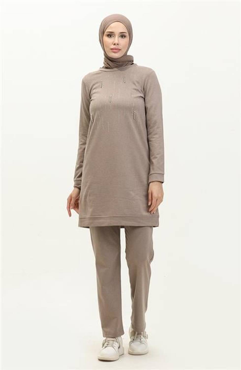 Спортивний комплект з довгим туніком з малюнком смужки з камінням, кольору візон, розміри 38-46