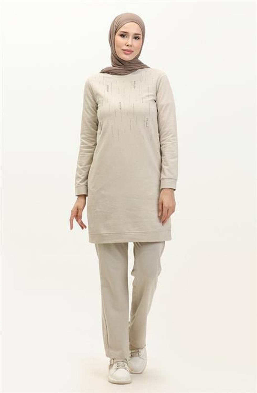 Taşlı Çizgi Desenli Bisiklet Yaka Uzun Tunik Sade Basic Eşofman Spor Takımı - 03048.027 - Ekru