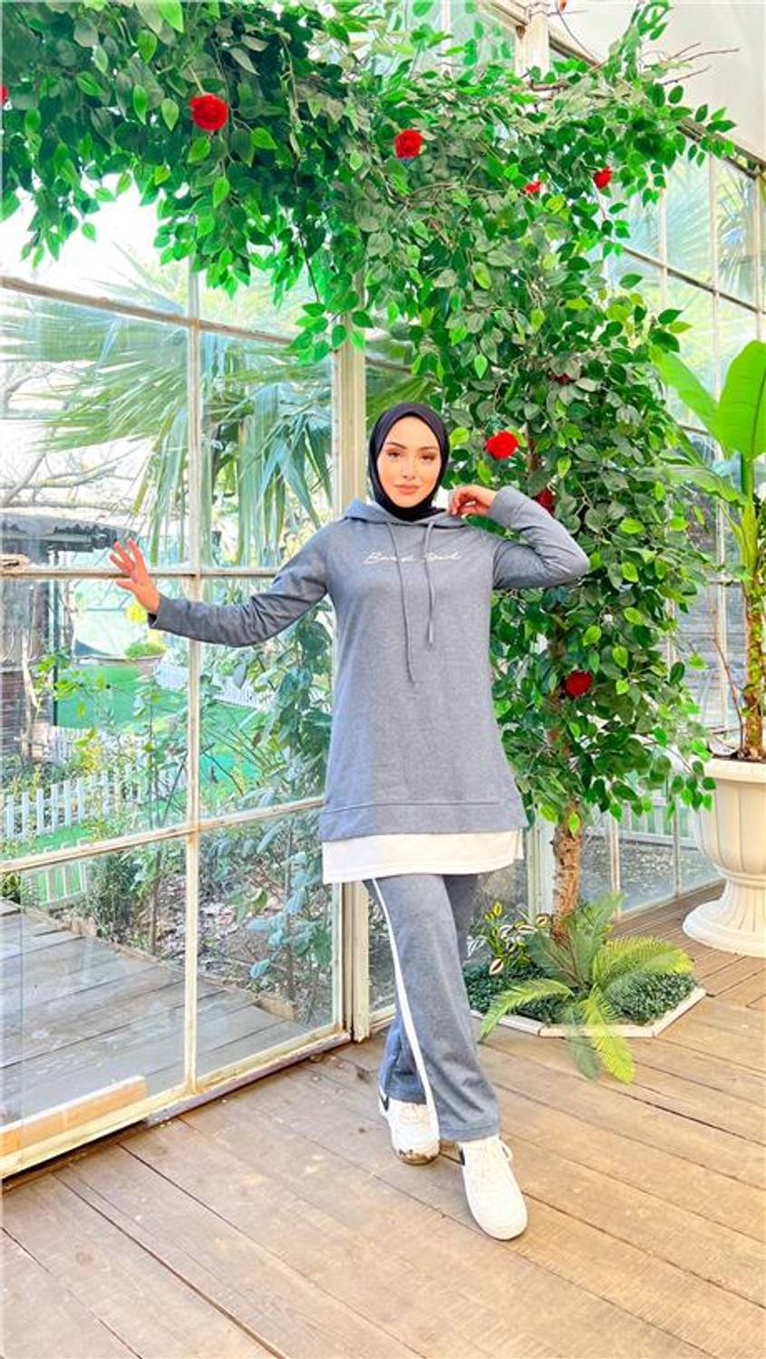 Yazı Baskılı Garni Detaylı Kapşonlu Kısa Sweat Pantolon İkili Tesettür Eşofman Takımı - 03080.006 - İndigo