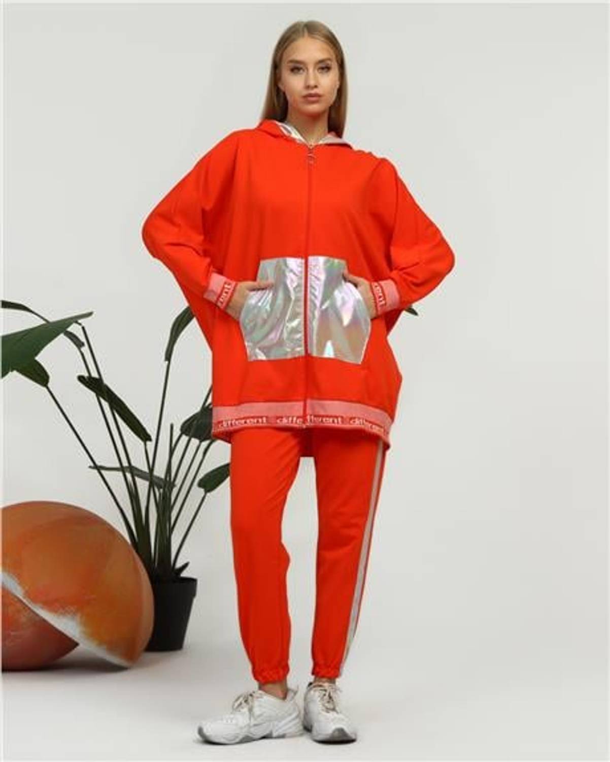 طقم رياضي مزدوج بزي تفصيل صوف و سُوَر - 70078.036 - برتقالي