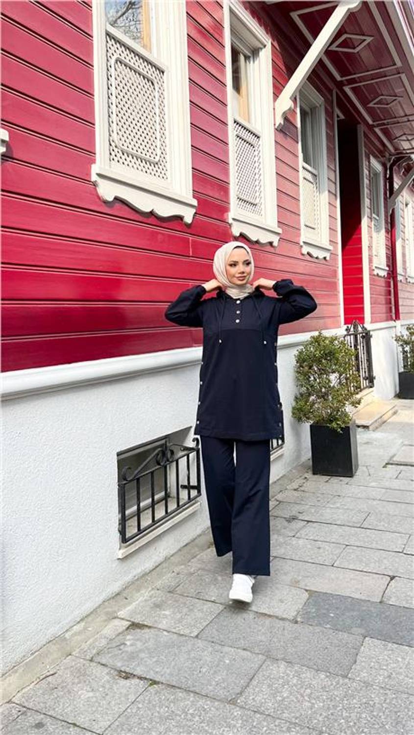 Капюшонный спортивный костюм с кнопками по бокам, короткие брюки, комплект для мусульманок, тёмно-синий, размеры 38-46