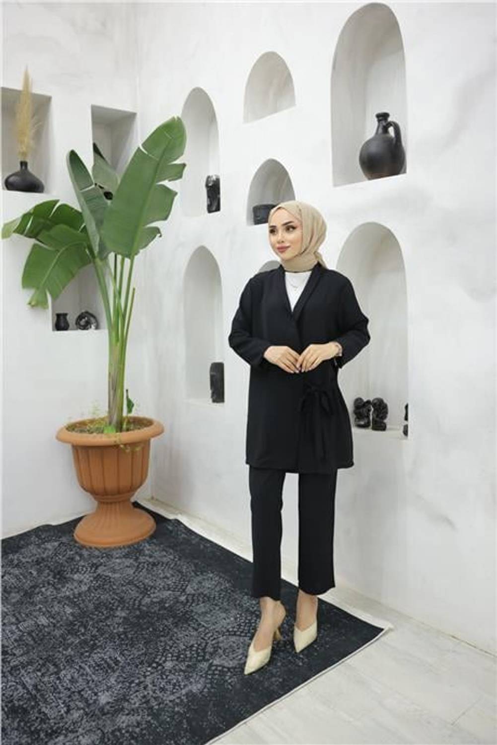 Жакет з зав'язками з крепу, комплект чорного кольору, 4 сезони, розміри 38-46, бренд Bwest