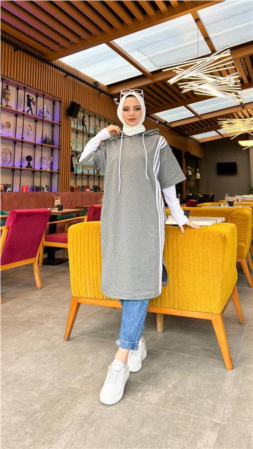 Длинный свитшот с капюшоном и вставками из ткани "Çam", антрацитовый, размеры 38-46