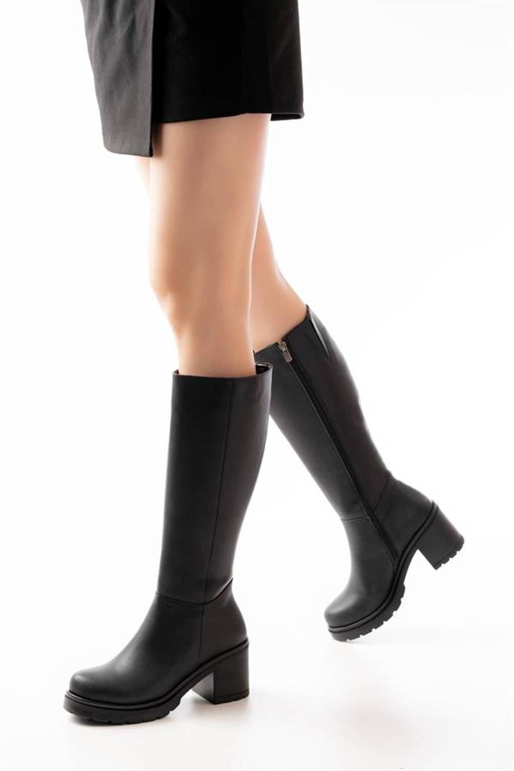 Чорні жіночі чоботи з блискавкою, висота підборів 6 см, повний розмір, виробництво в Україні, 100% ручна робота