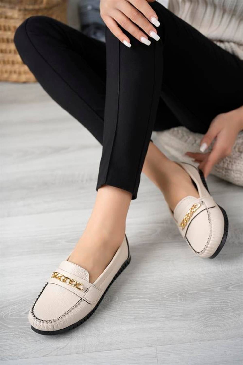 Жіночі балетки Aymood з ланцюжком, колір: світлий крем, різні розміри 36-40