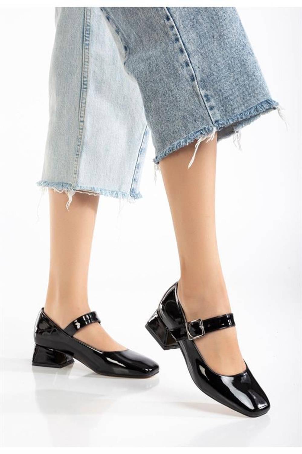 ST-006 Siyah Rugan Günlük 4 Cm Topuklu Bayan Ayakkabı