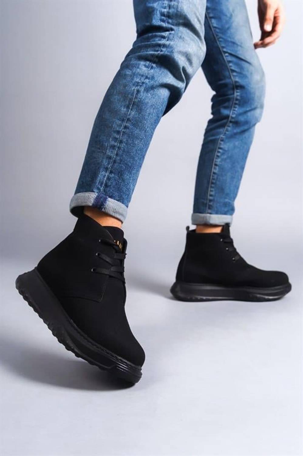 Мужские спортивные ботинки SLW204 Franca на шнуровке из замши черные, водо- и морозостойкие, с ортопедической стелькой и противоскользящей подошвой