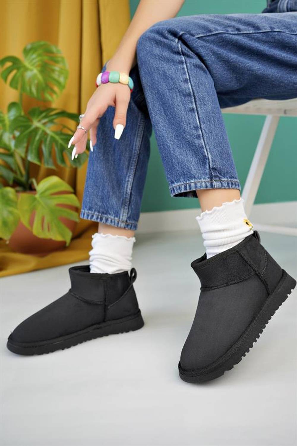 Aymood Kadın Siyah Süet Yarım Bot Içi Tüylü Kalın Taban Ayakkabı