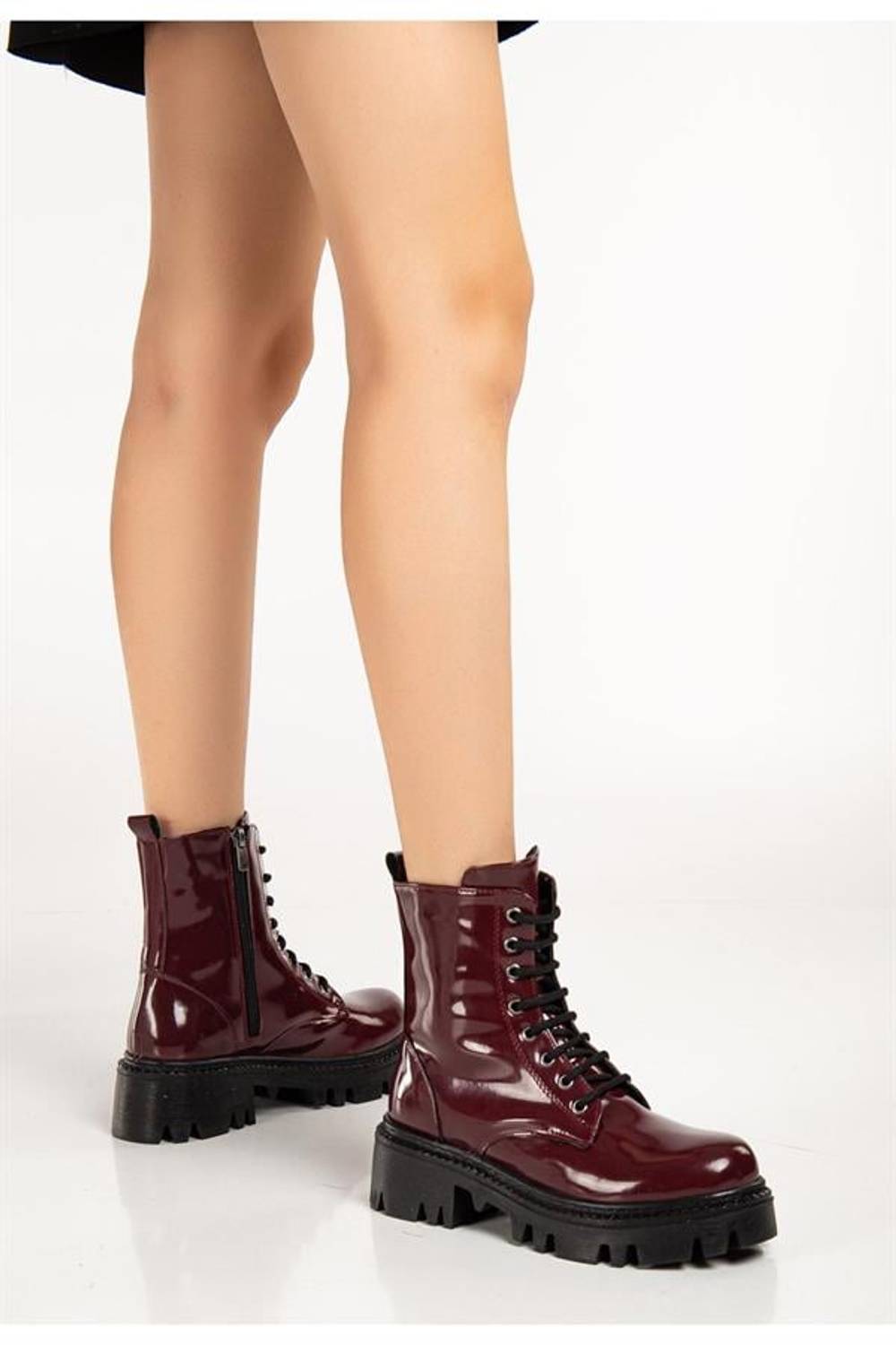 812-356 Bordo Rugan Bağcıklı Fermuarlı Günlük Kadın Bot
