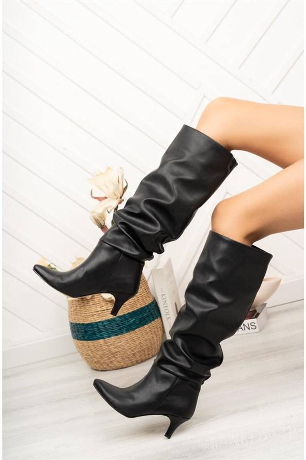 SYT-2001 Siyah Körüklü Topuklu Günlük Bayan Çizme