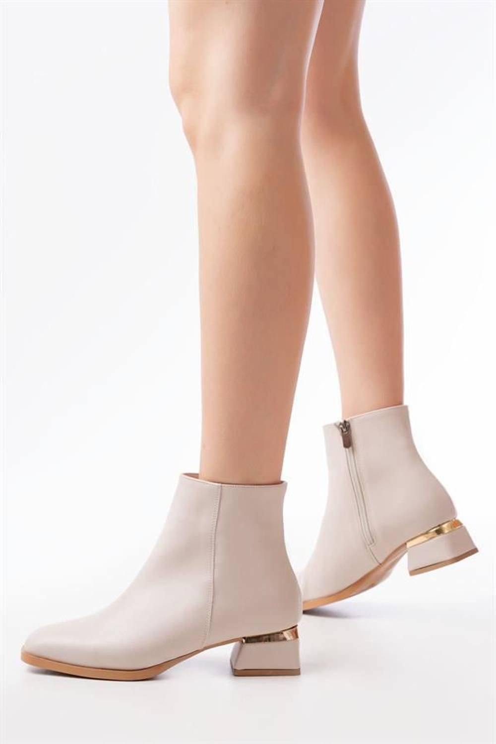 Бежеві чоботи RM-500 з підйомом 4 см, повністю унікальні, виготовлені в Україні, 100% ручна робота