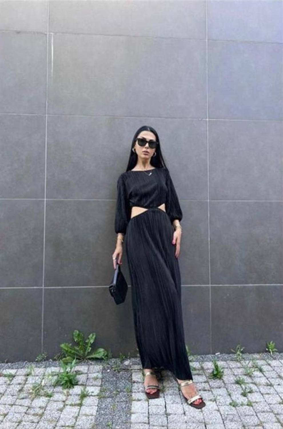 Siyah Piliseli Elbise