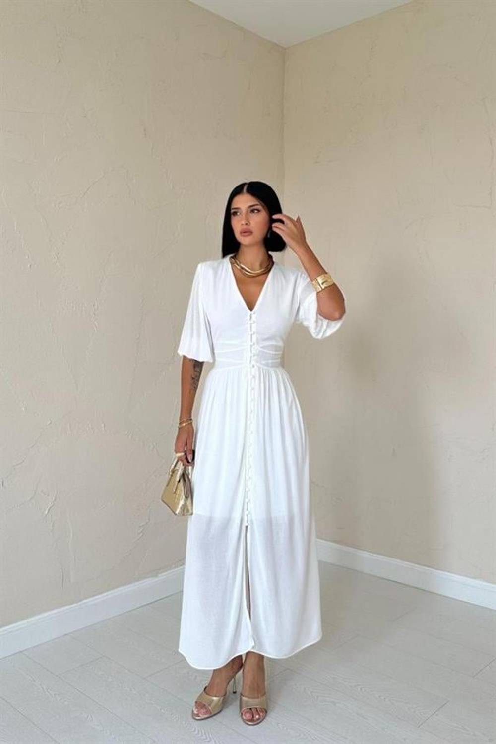 Ekru Önü Düğmeli Elbise