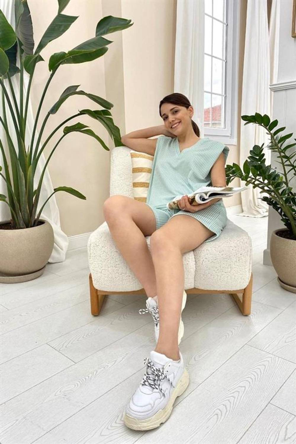 Yeşil Çizgili Şortlu Takım