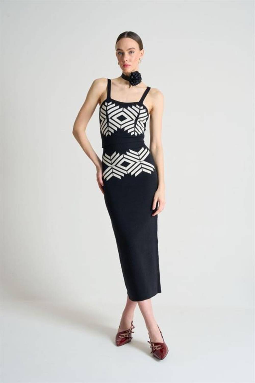 Jakarlı İnce Askılı  Triko Takım - Siyah-Beyaz Kayısı