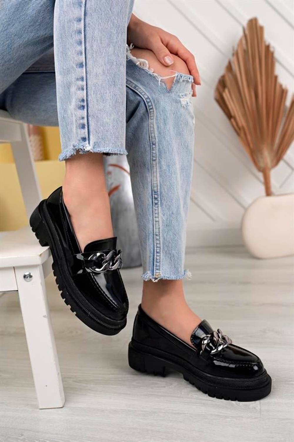 Aymood Women's Black Chain Thick Sole Loafer Moccasin Shoes