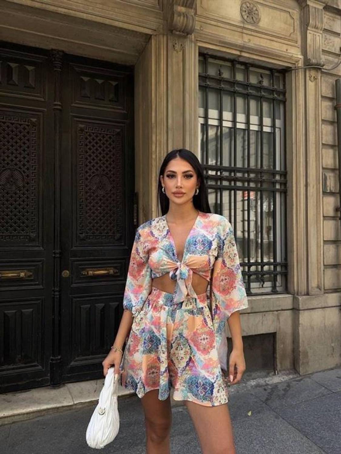 ŞAL DESEN BASKILI CROP BAĞLAMA BLUZ - ŞORT TAKIM - Bej