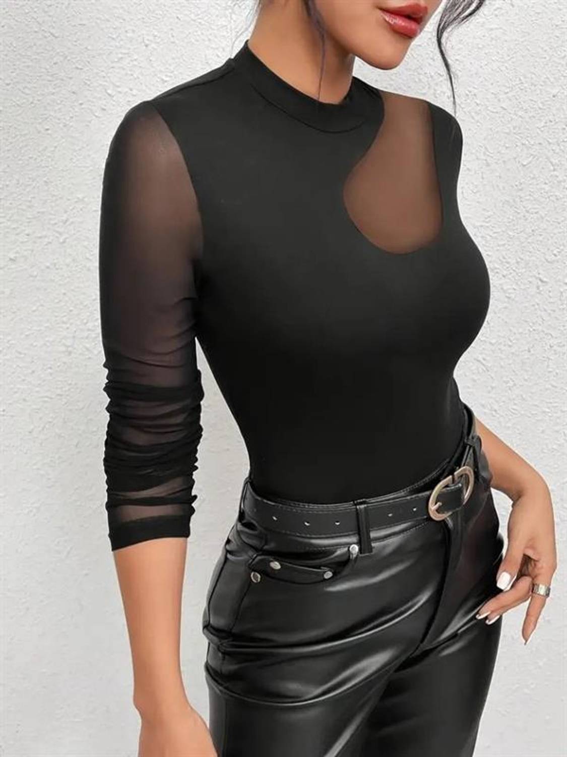 Kadın Uzun Kollu Yarı Balıkçı Yaka Kolları Tüllü Dalgıç Bluz