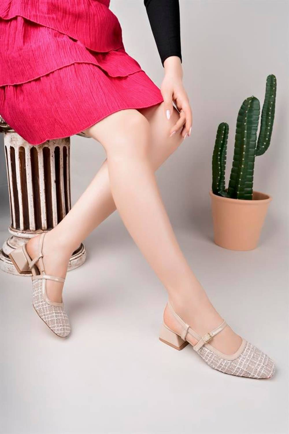 Aymood Kadın Kemerli Topuklu Ayakkabı 3 Cm Topuk