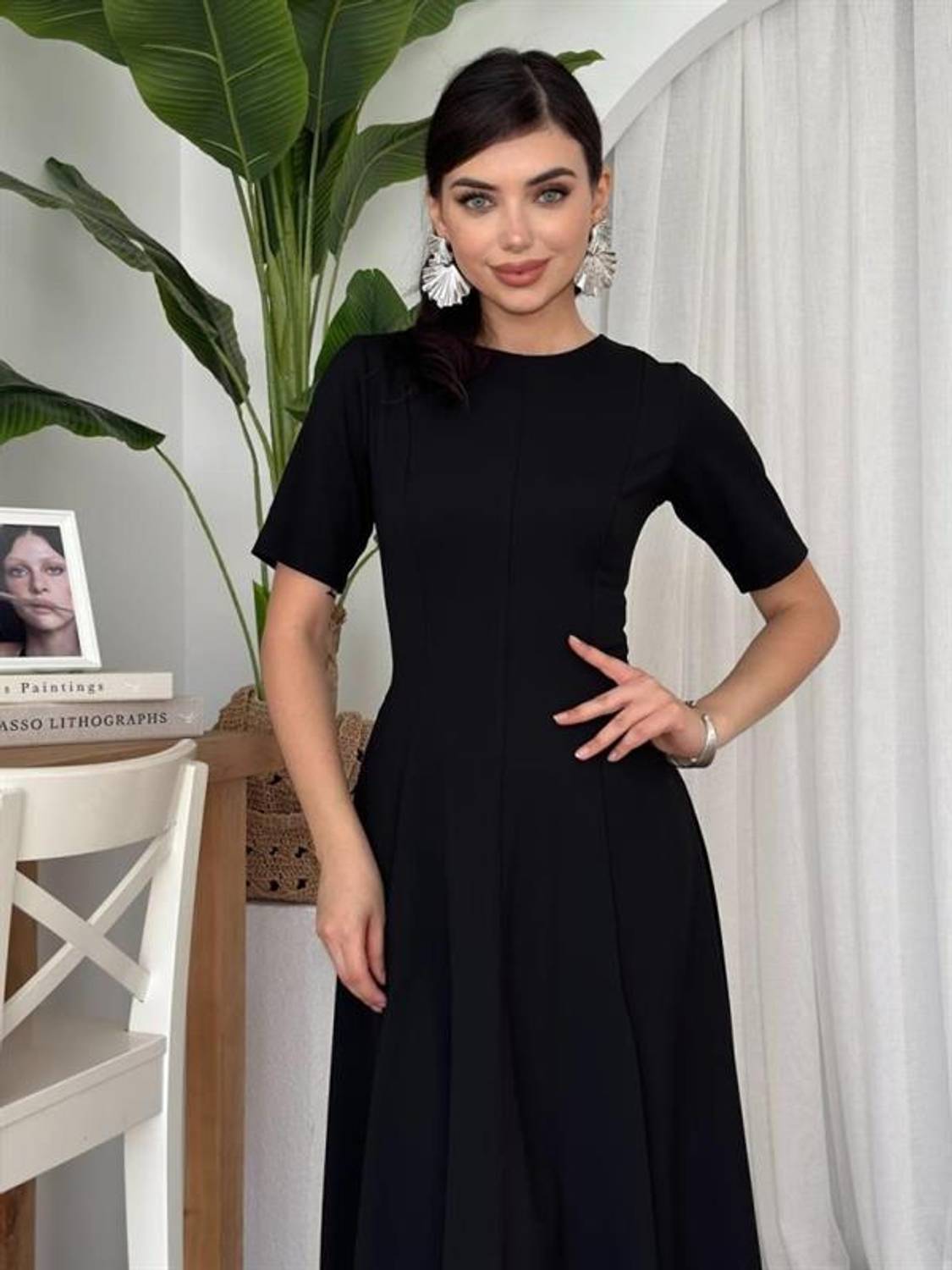 Wera Pliseli Midi Elbise