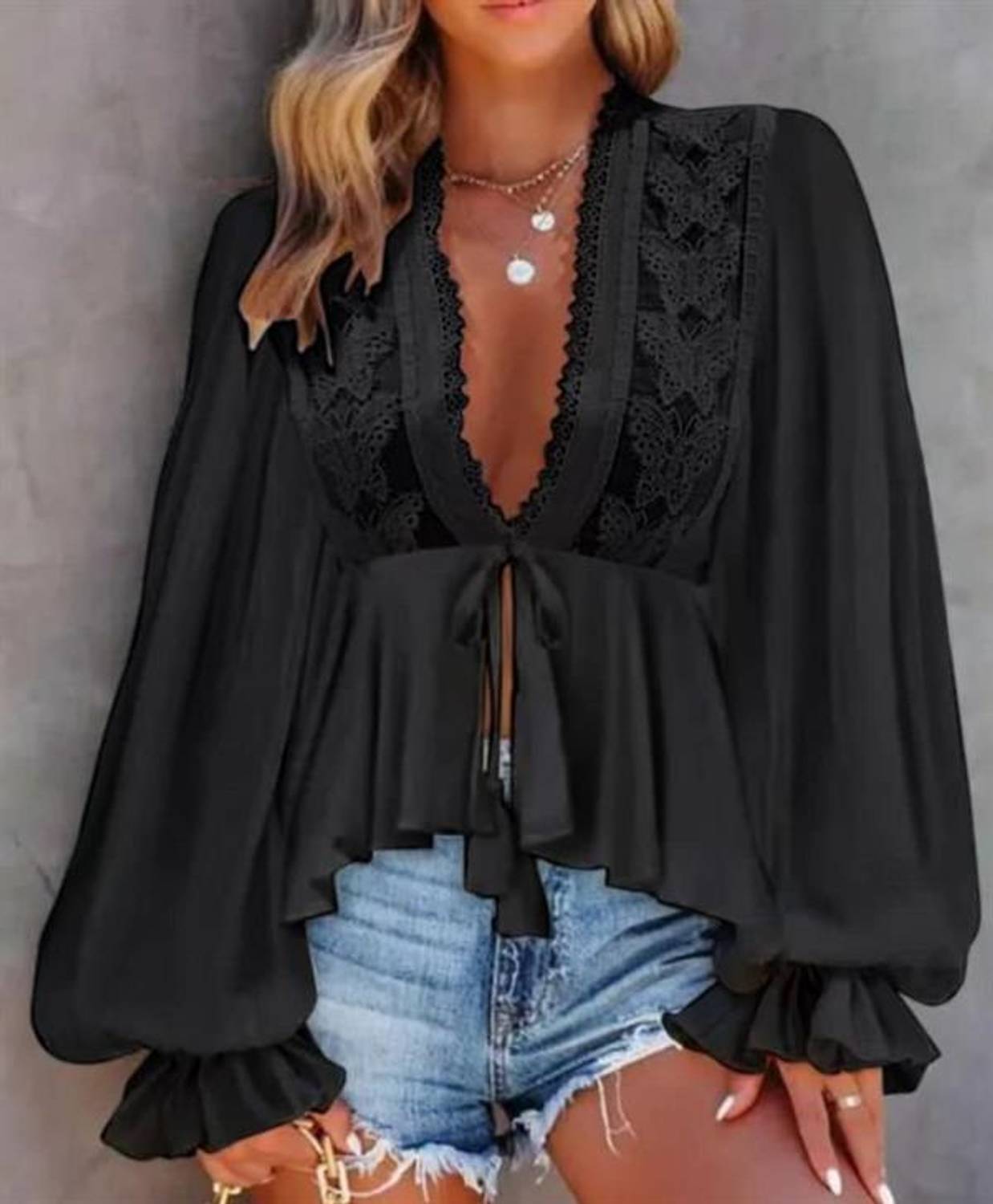 Kadın Sandy Kumaş Kelebek Dantel Detaylı Bluz