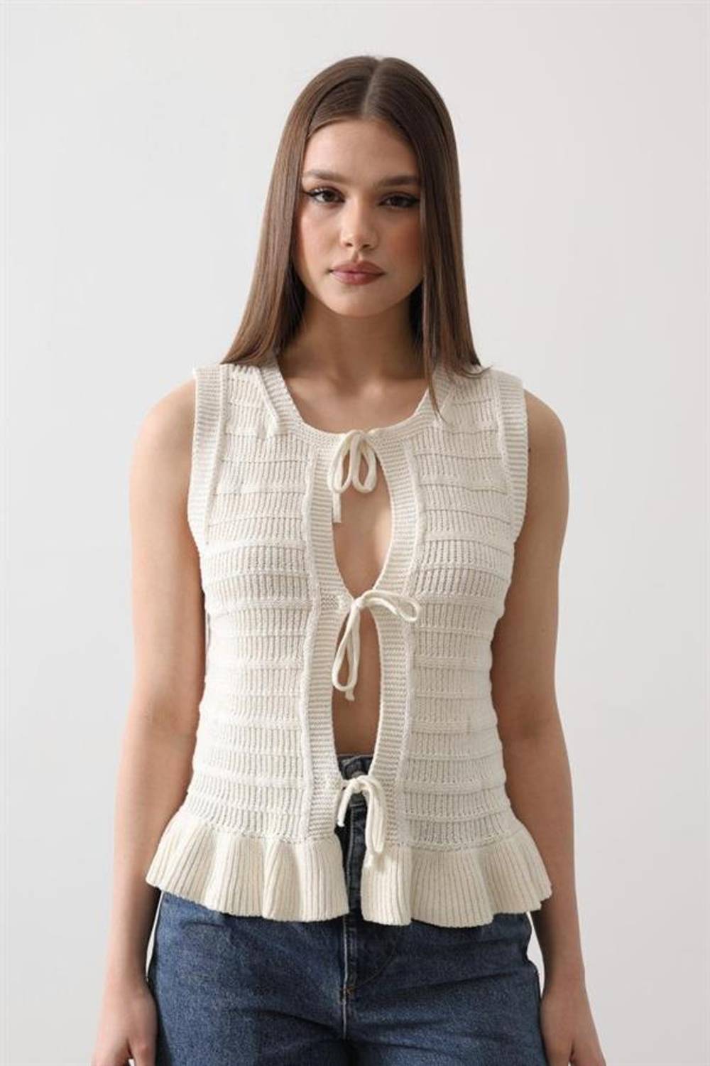 Önü Bağlamalı Yelek - Ekru