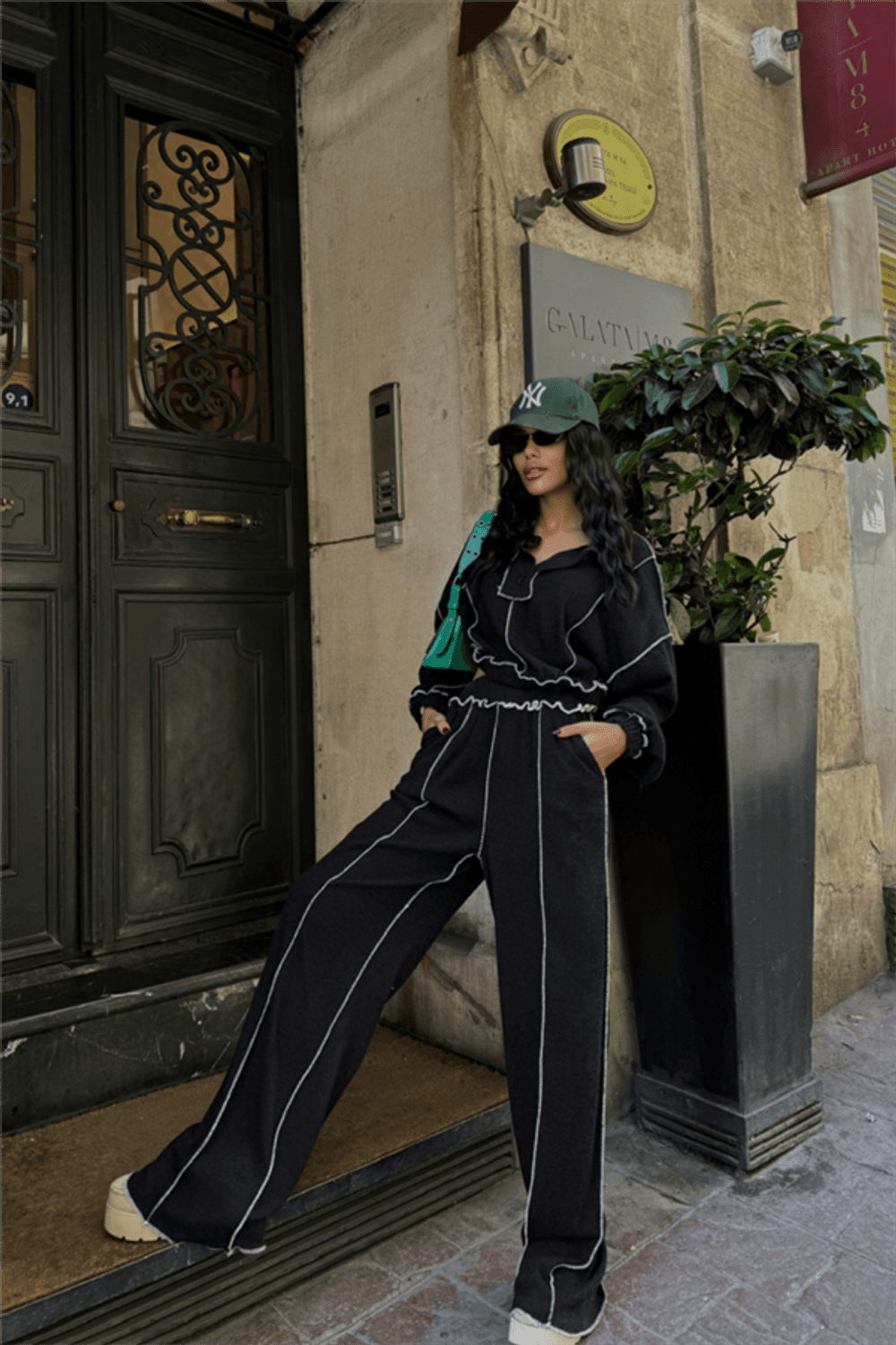 BİYELİ BLUZ PANTOLON TAKIM ŞÖNİL KUMAŞ - Siyah