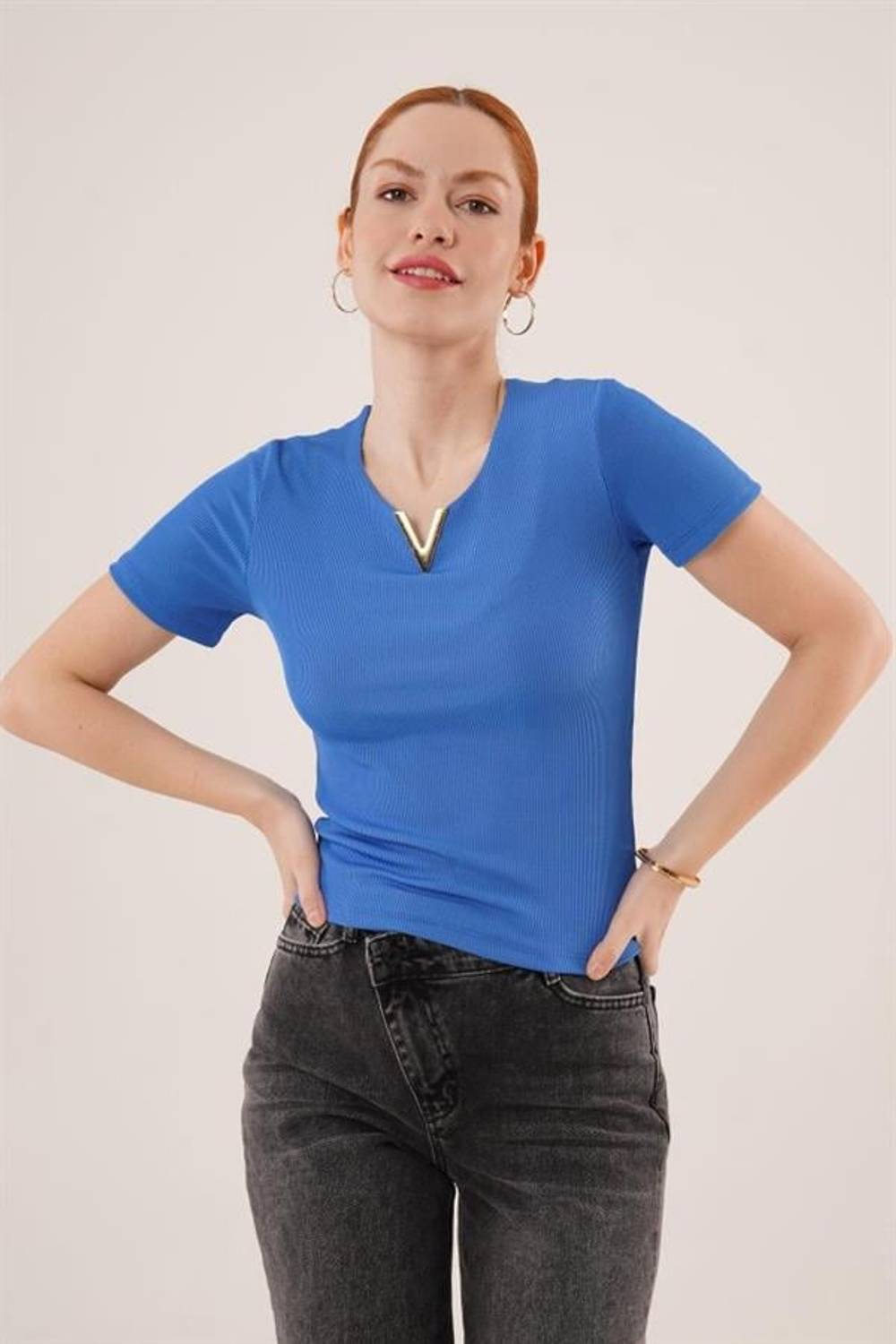 Kısa Kollu Yaka Detaylı Kaşkorse Saks Bluz