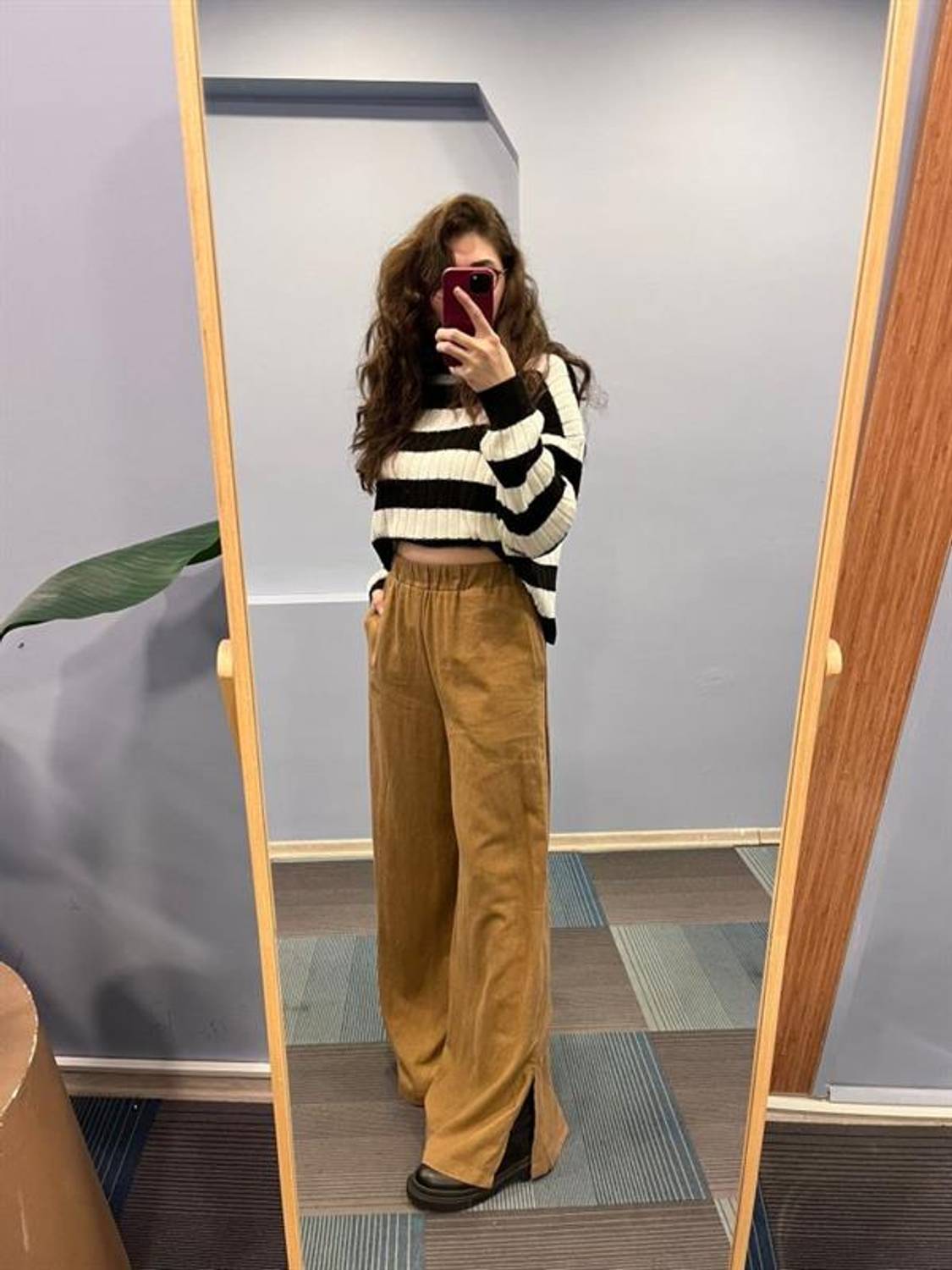 Keten Bel Lasti̇kli̇ Yirtmaç Detayli Pantolon