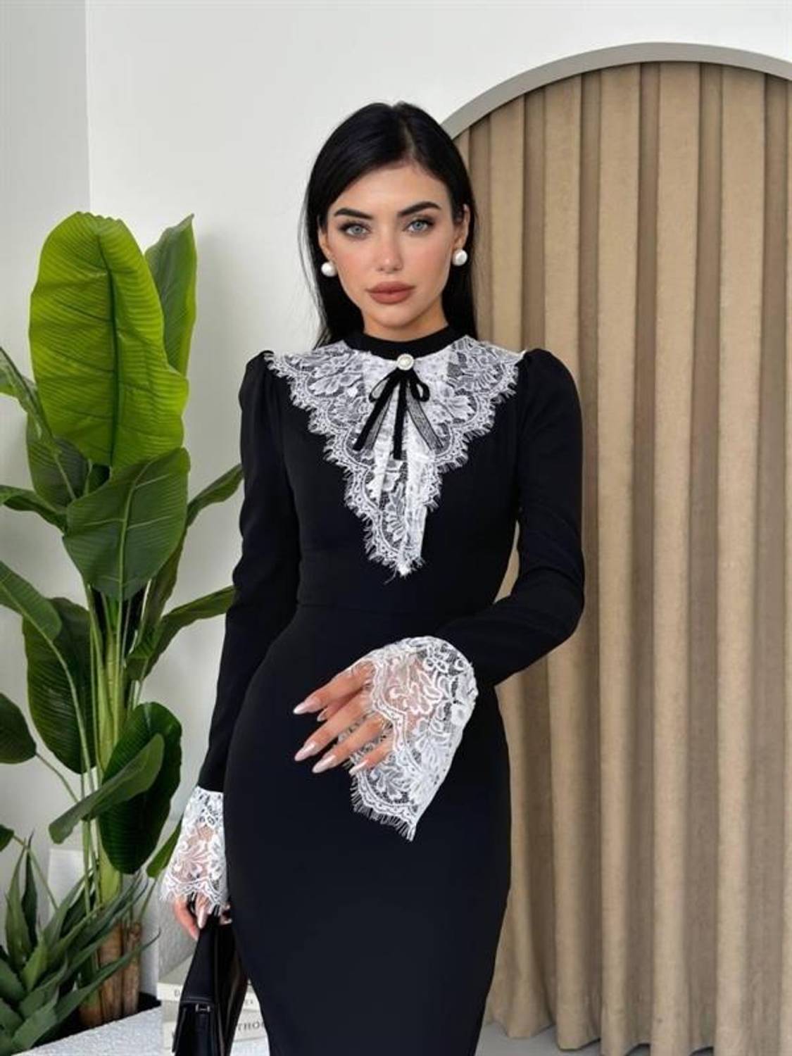 Royal Dantelli Elbise