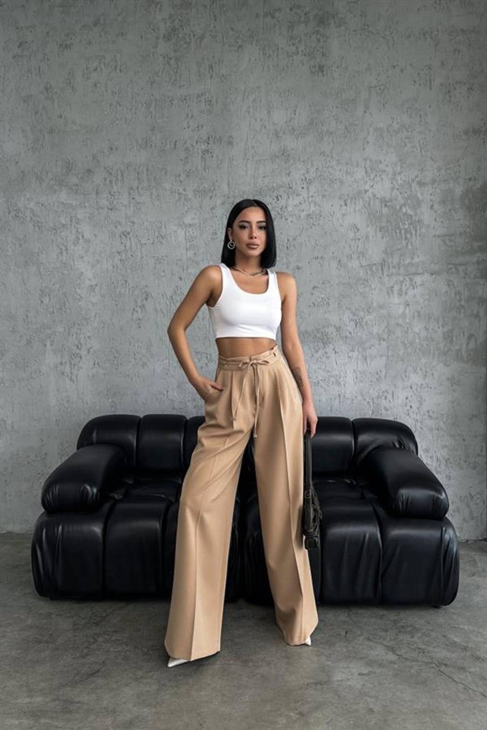 Yüksek Bel Kordon Detayli Pantolon