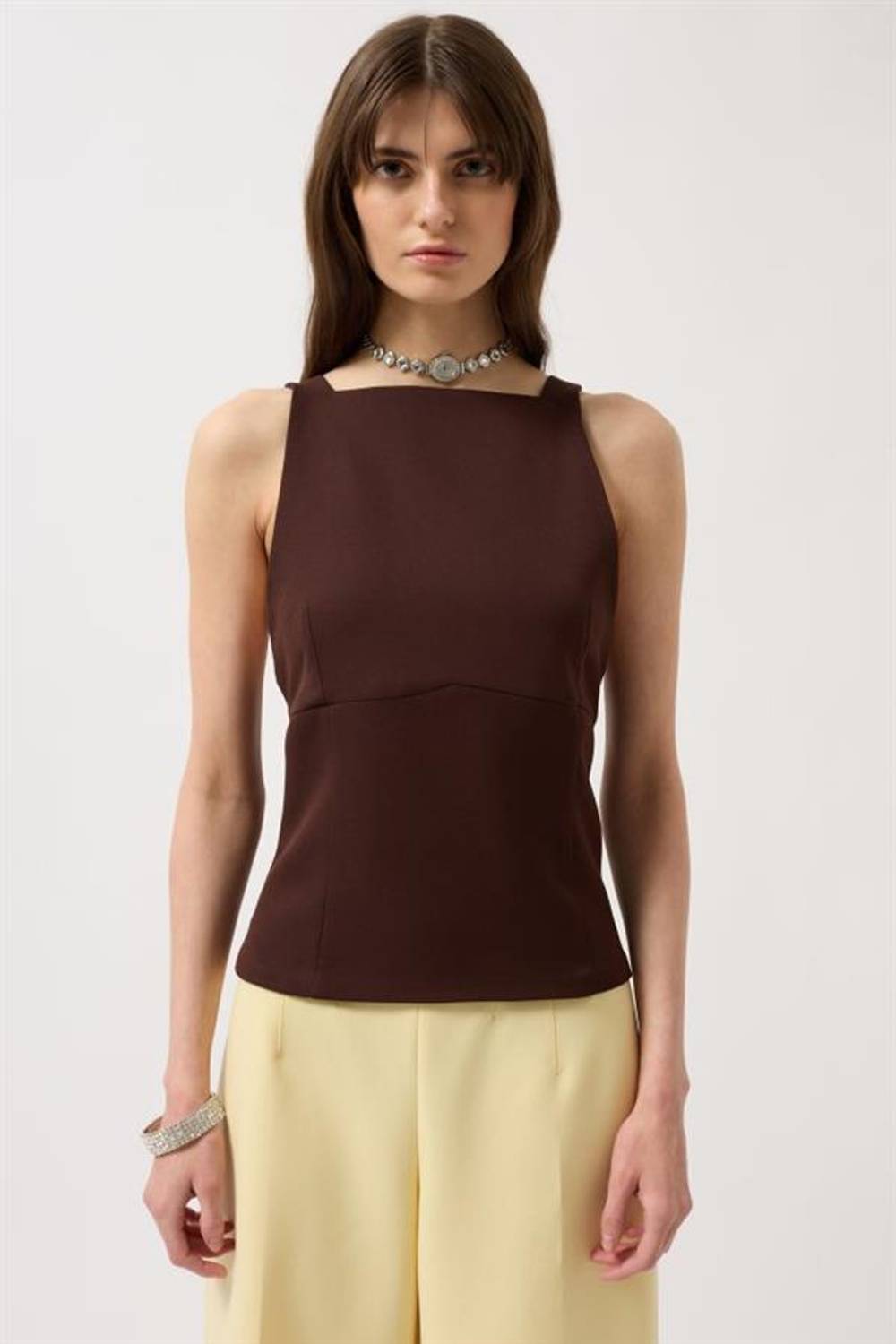 Sırt Kurdele Detay Bluz