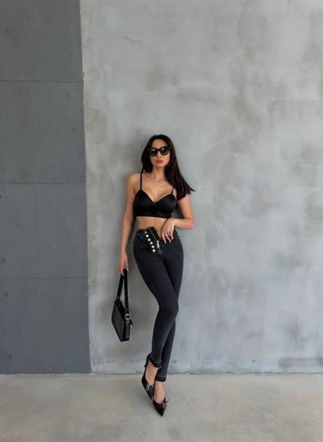 DÜĞME VE FERMUARLI KOT PANTOLON - Siyah