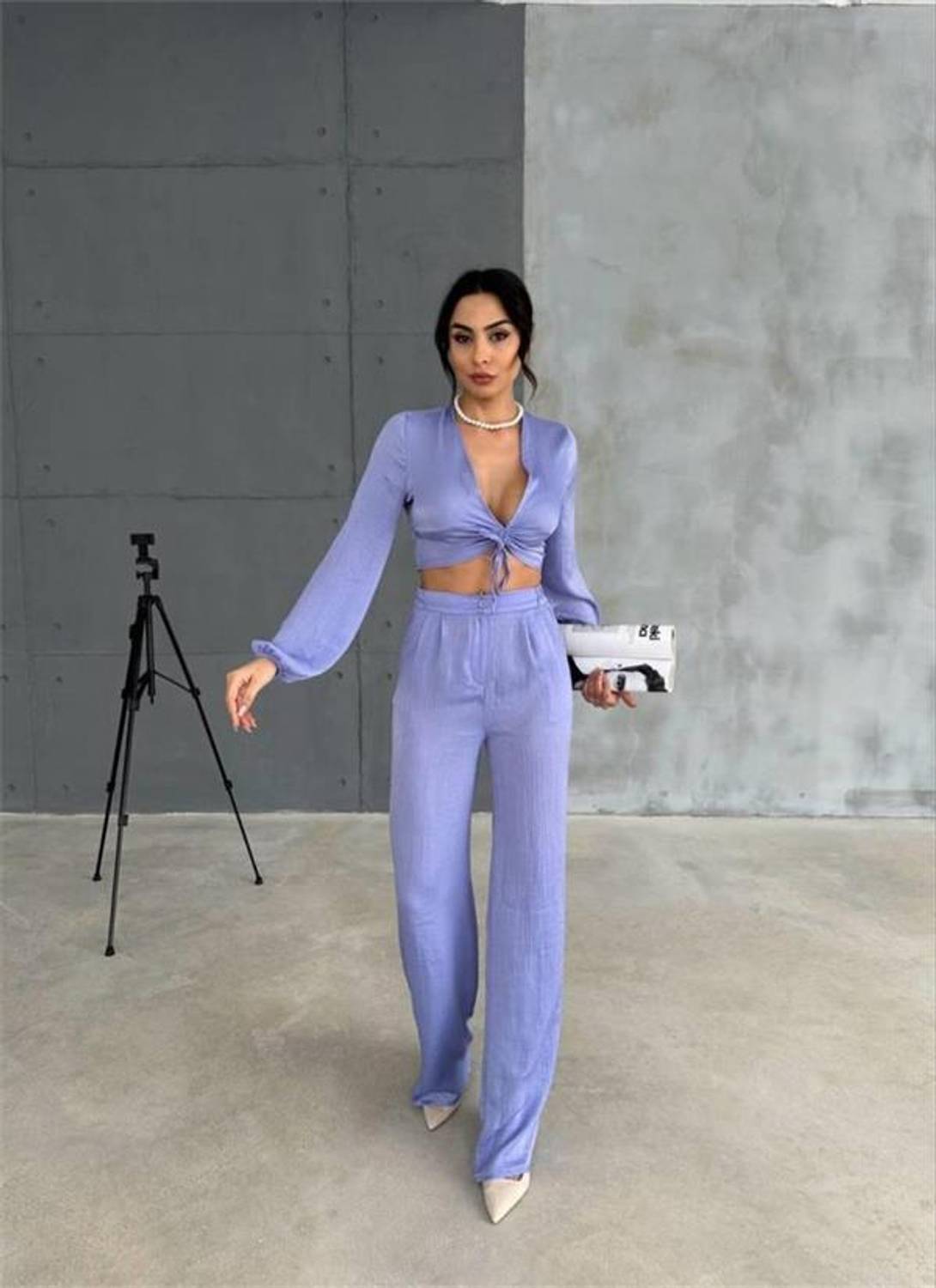 SATEN BÜZGÜ DETAYLI CROP BLUZ-PANTOLON TAKIM - Lila