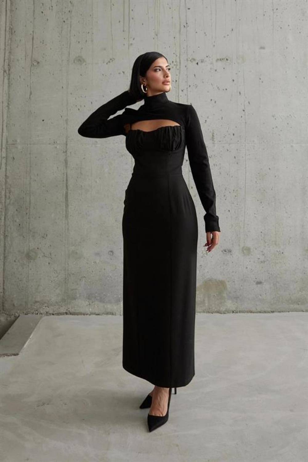 Siyah Göğüs Kuplu Elbise