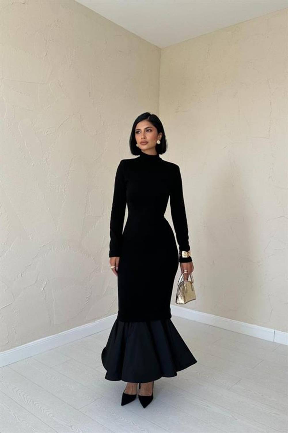 Siyah Eteği Garnili Triko Elbise