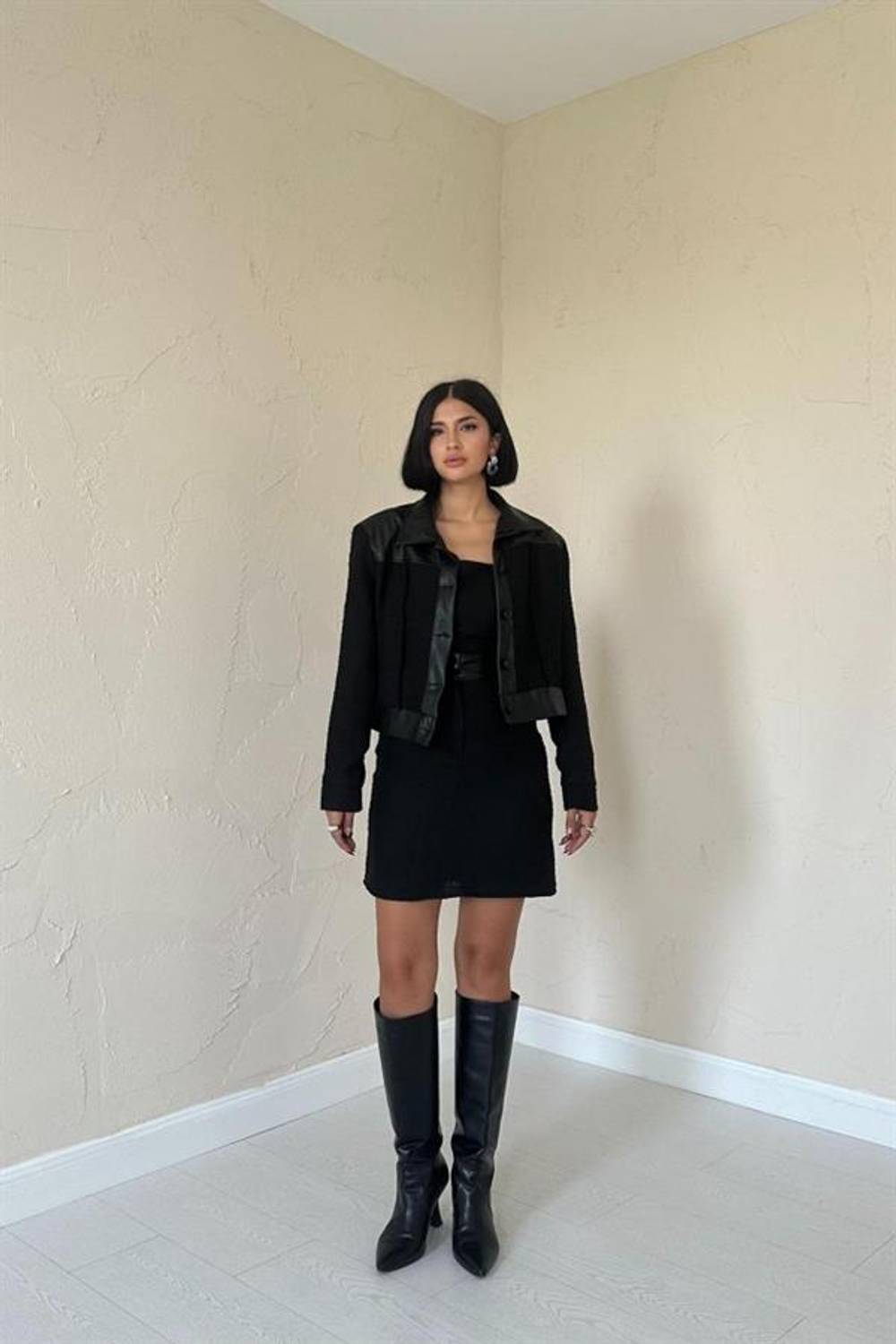 Siyah Üçlü Deri Garnili Ceket Ve Pantolon Takım