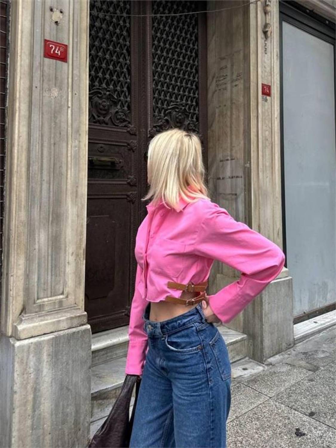 GÖMLEK POPLİN CROP YAN ÇİFT KEMER DETAYLI - Pembe