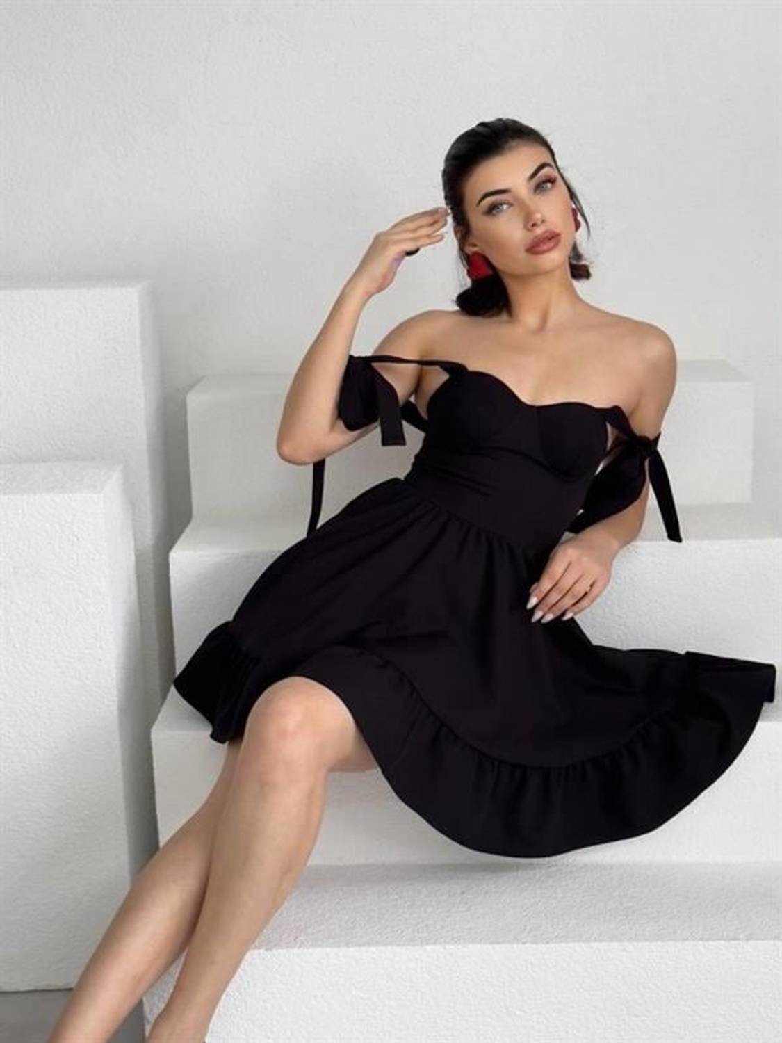 İP ASKILI BAĞLAMALI ATLAS ELBİSE