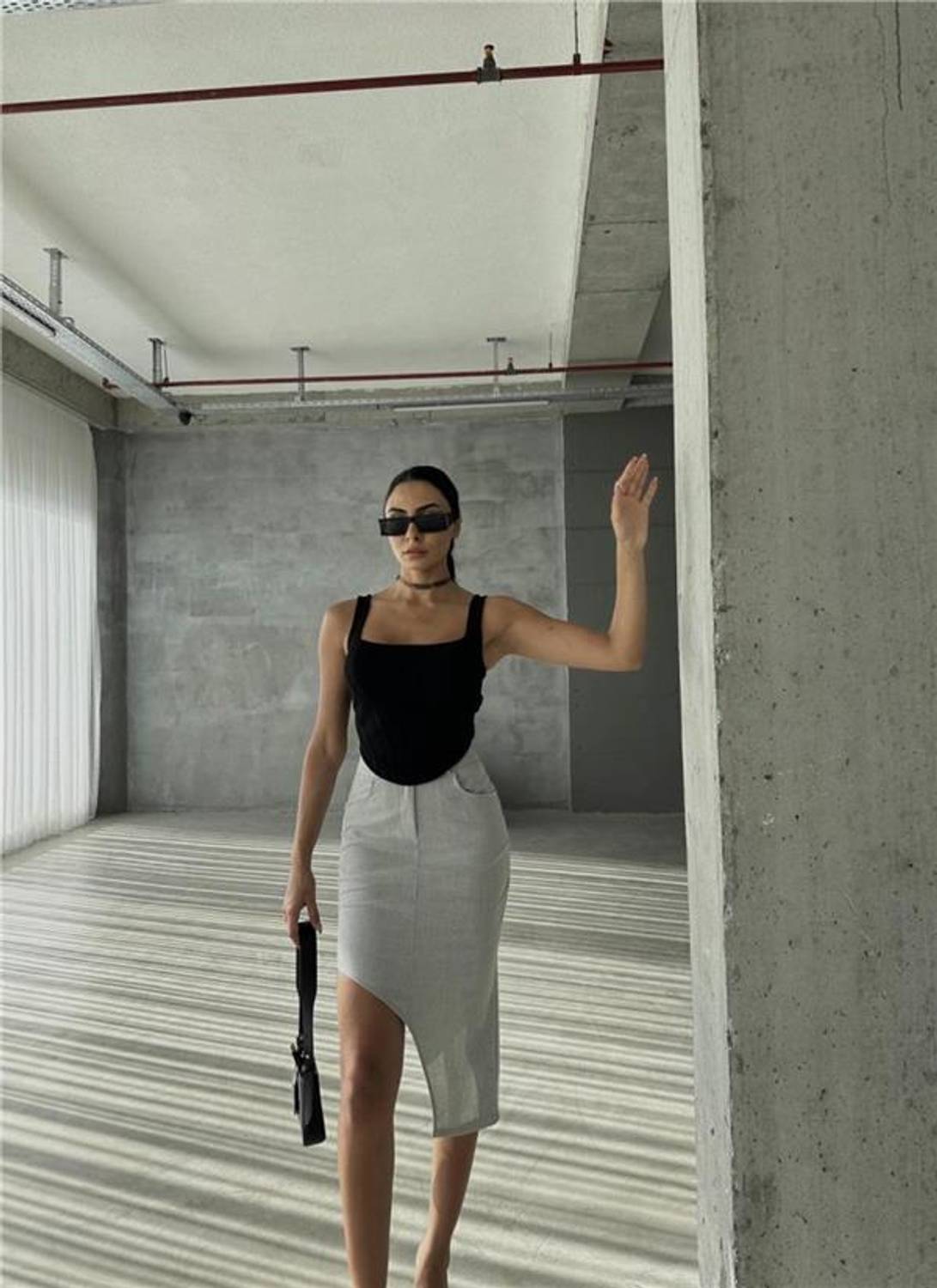 ASİMETRİK KESİM ETEK VİSKON - Gri