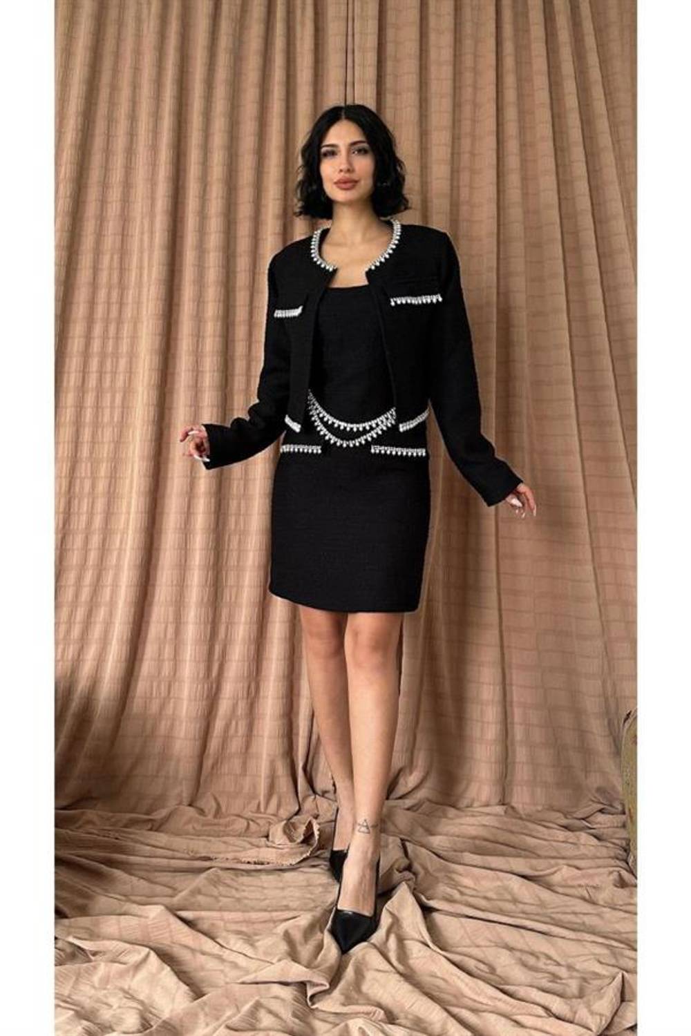 Siyah İnci Şeritli Ceket Ve Elbise Takım