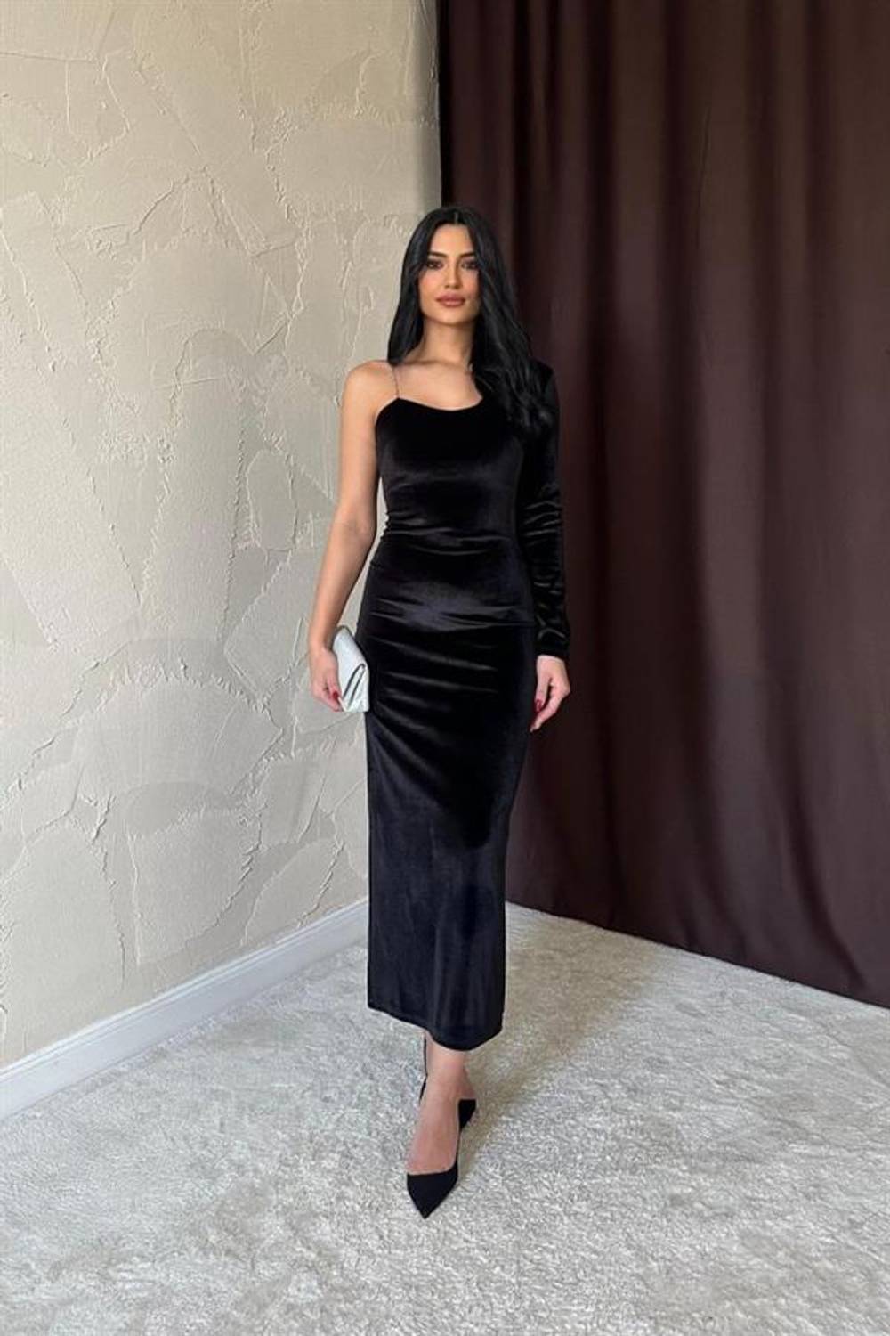 Siyah Tek Omuzlu Taş Askılı Elbise