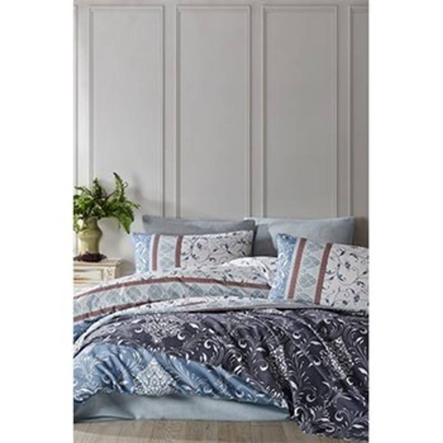 COTTON LIFE DOUBLE BEDDING SET ANTIQUE NAVY BLUE (BOXED)