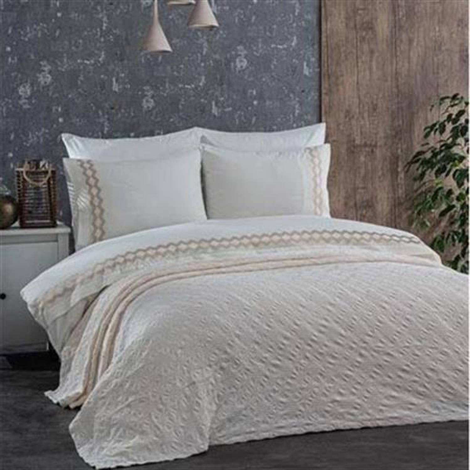 Nazik Home Çift Kişilik Nevresimli Pike Seti Sierra Krem 7 Parça