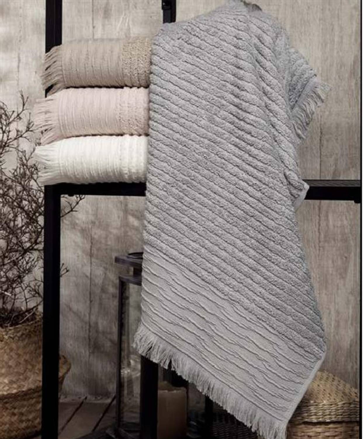 Хавлия для рук і обличчя Pupilla 4-ка на 90x150 см, з бахромою, модель Frida 5042