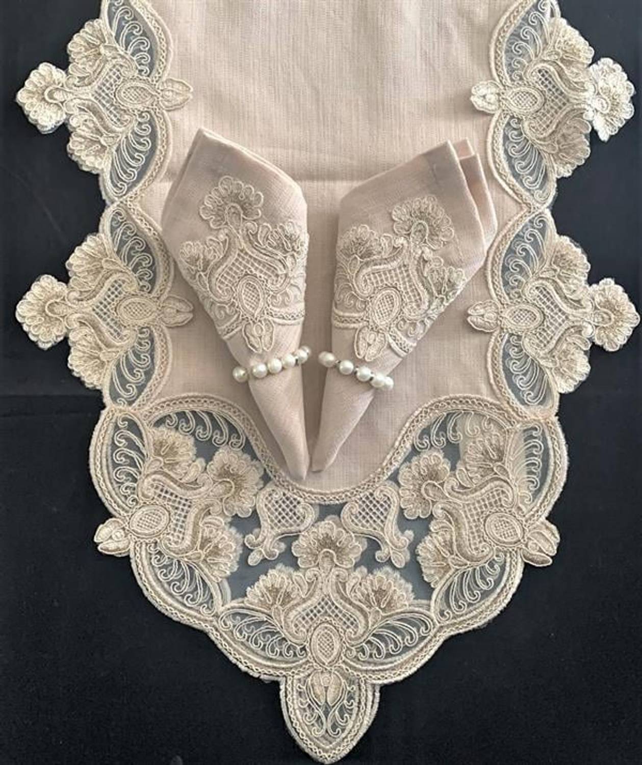 طقم مائدة تركيسي كابتشينو قرنفل