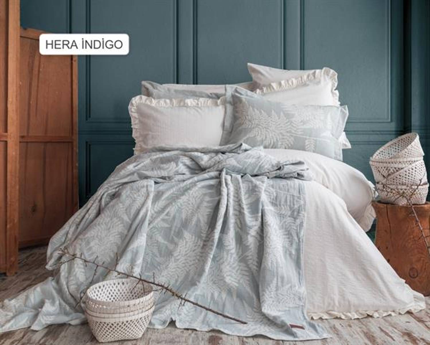 Pupilla Covered Duvet Cover Set Hera İndigo