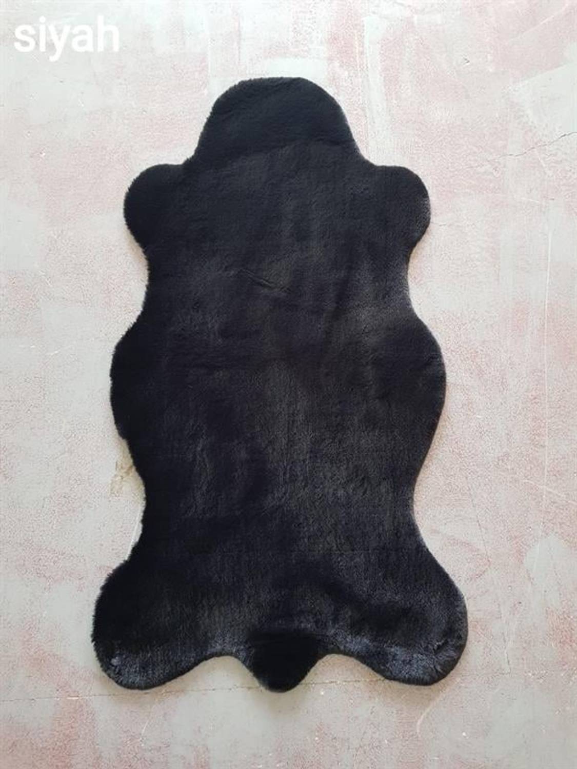 Prism 75X110 Comfort Post Carved Black